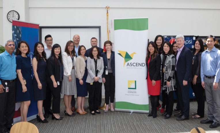 At the Asian American Pacific Islander Employee Resource Group of Southern California Edison for a panel celebrating AAPI heritage month and leadership in public service. Treasurer Ma served on a panel with Maria Rigatti, executive vice president and chief financial officer of Edison International, the parent company of Southern California Edison. 